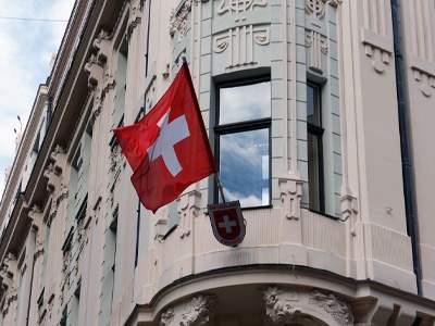 وقت سفارت سوئیس 